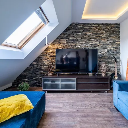 Marvellous / Roof Terrace / 2bdr / 2bth Apartament Sofia