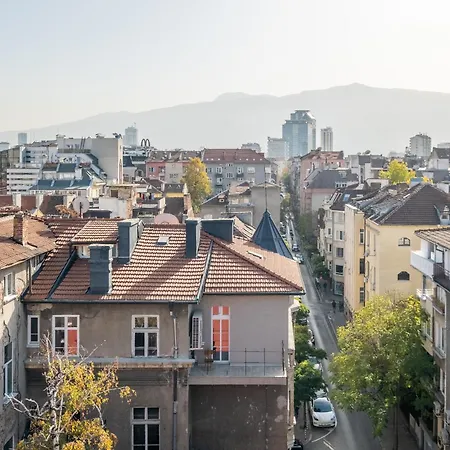 شقة Marvellous / Roof Terrace / 2bdr / 2bth *